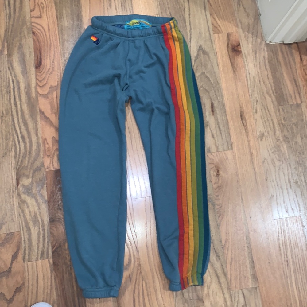 AVIATOR NATION 5 STRIPE SWEATS SIZE SMALL